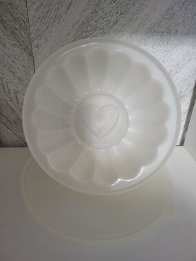 Vintage Tupperware Jello Mold